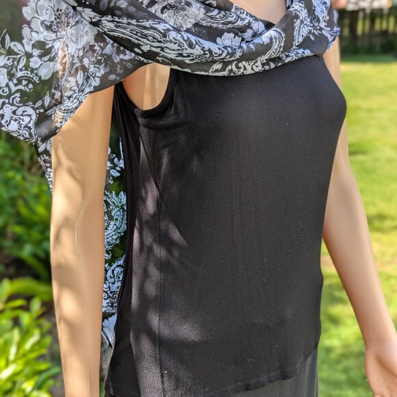Assymetrical Layered Tank Top - Picture 8 of 9